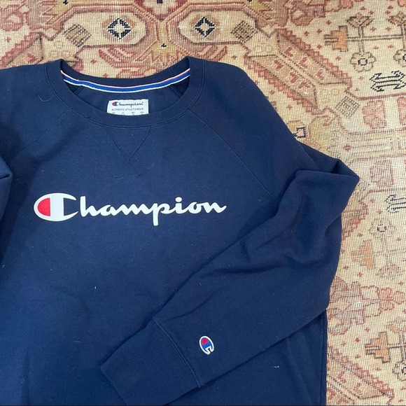Champion Crewneck Sweater - Picture 5 of 5